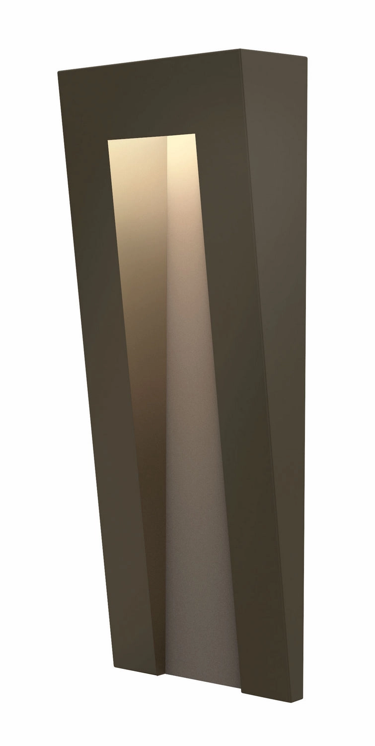 Taper LED Landscape BronzeDecorative outdoor post lights