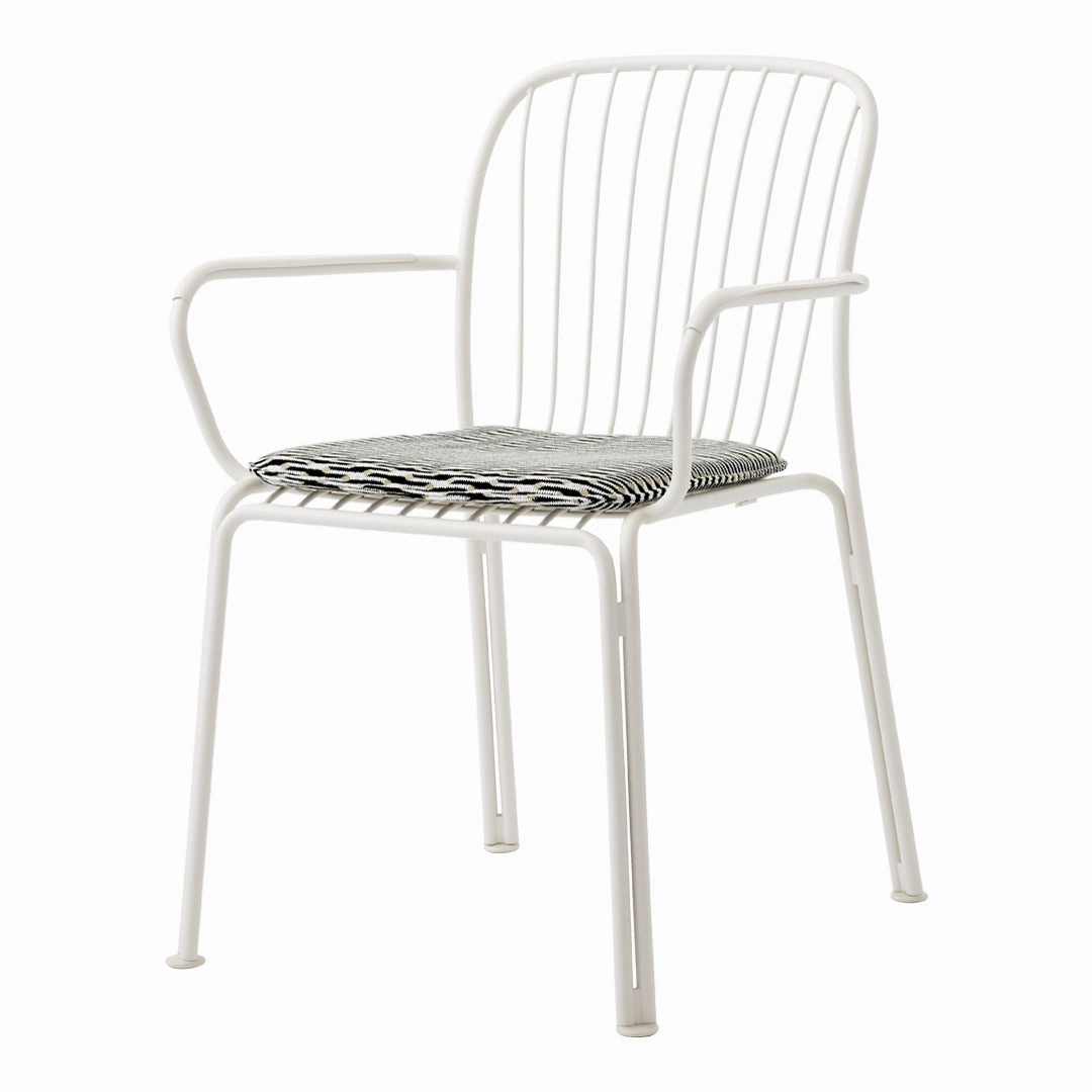 Thorvald SC95 Outdoor Armchair