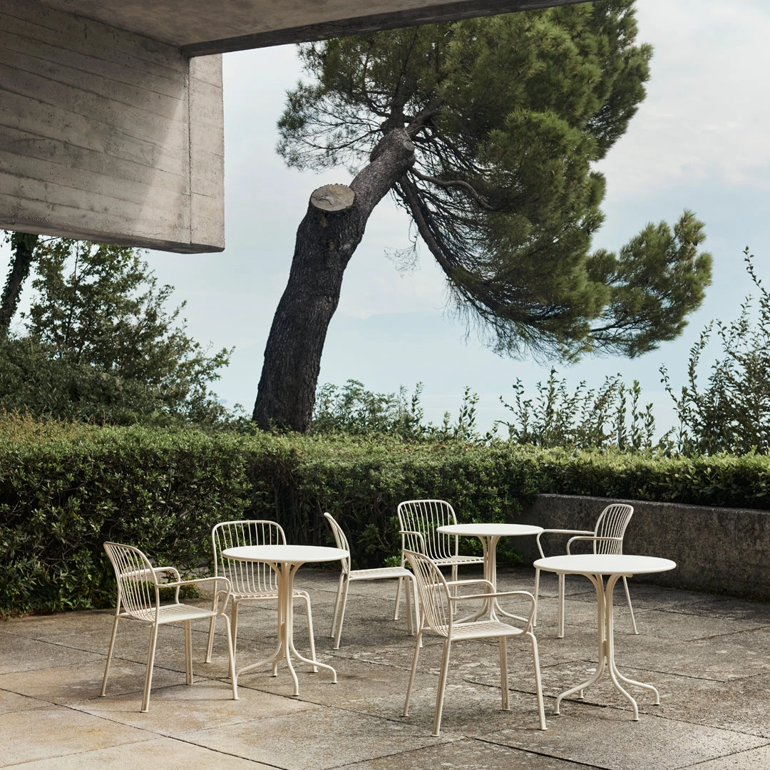 Thorvald SC96 Outdoor Caf Table