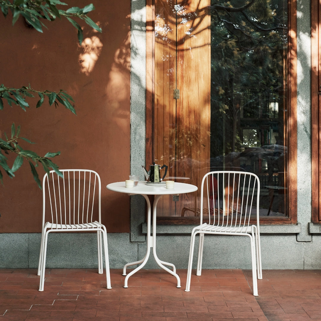 Thorvald SC96 Outdoor Caf Table