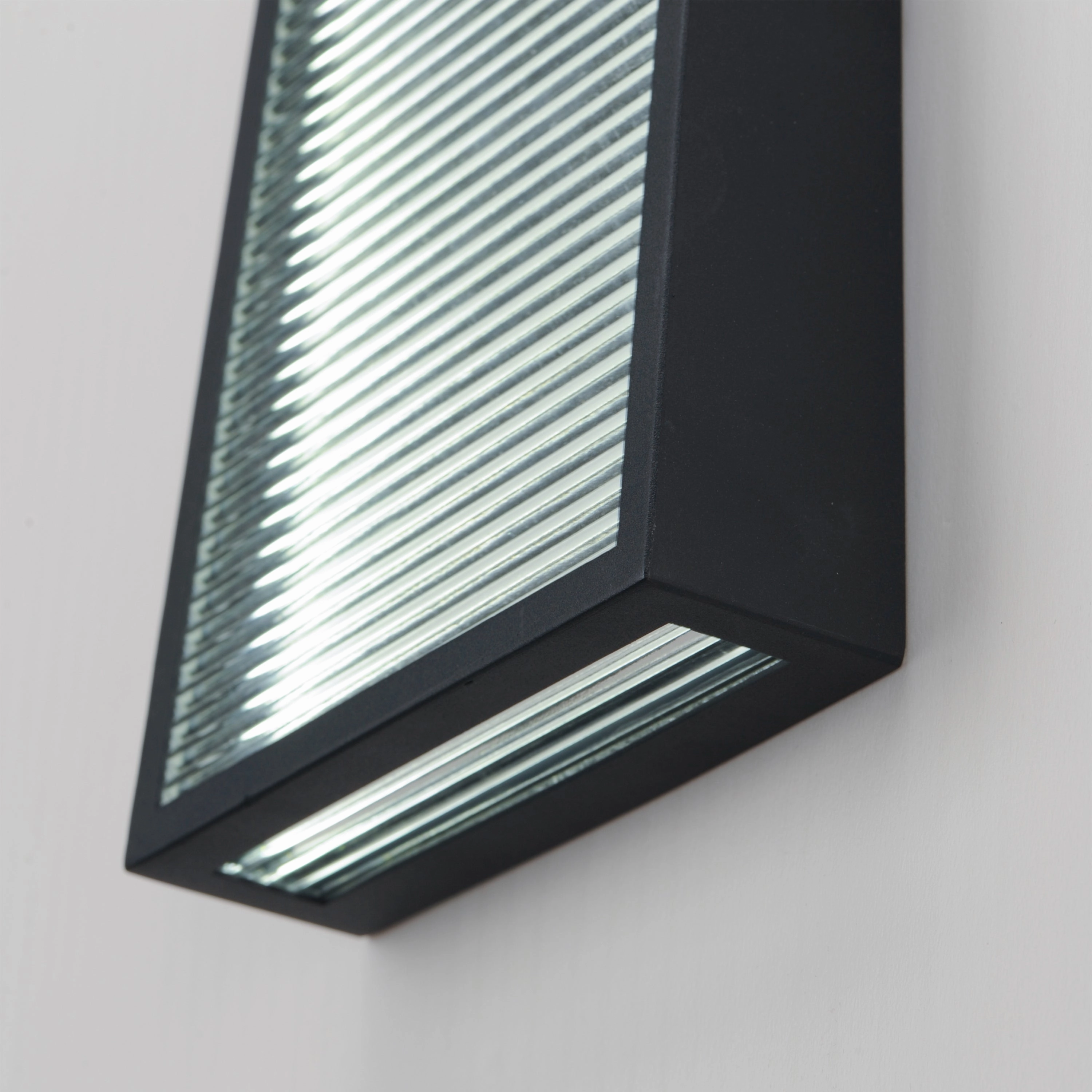 Totem LED Medium Outdoor Wall Light