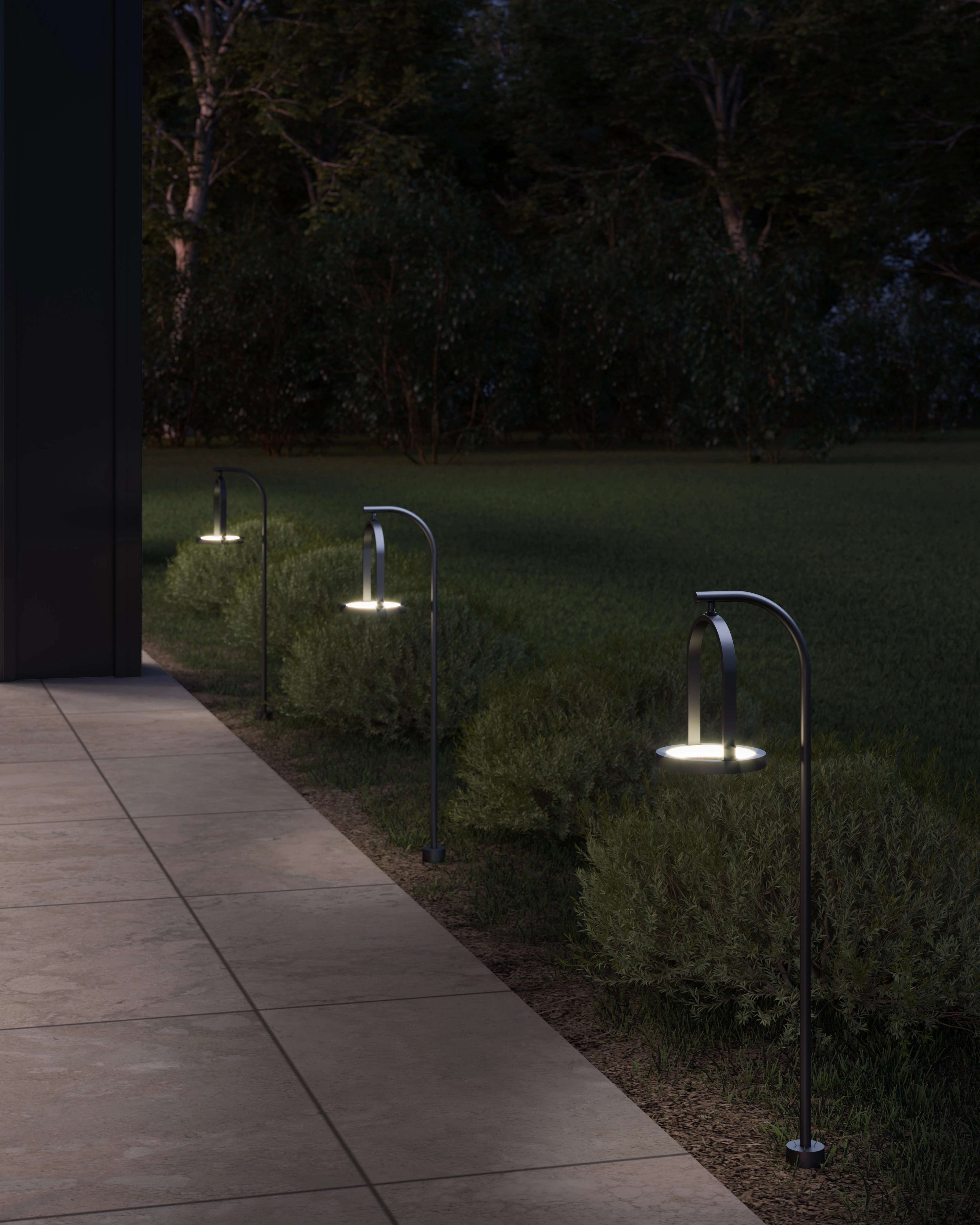Trek LED Garden Light Black