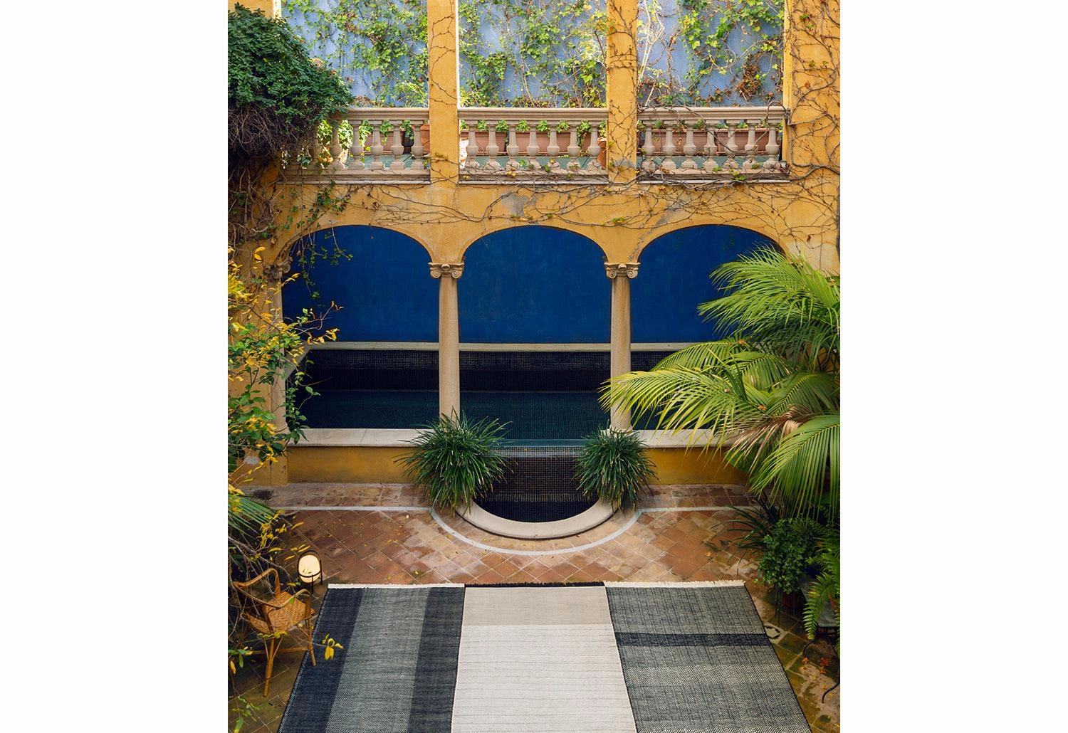 Tres Outdoor Rug