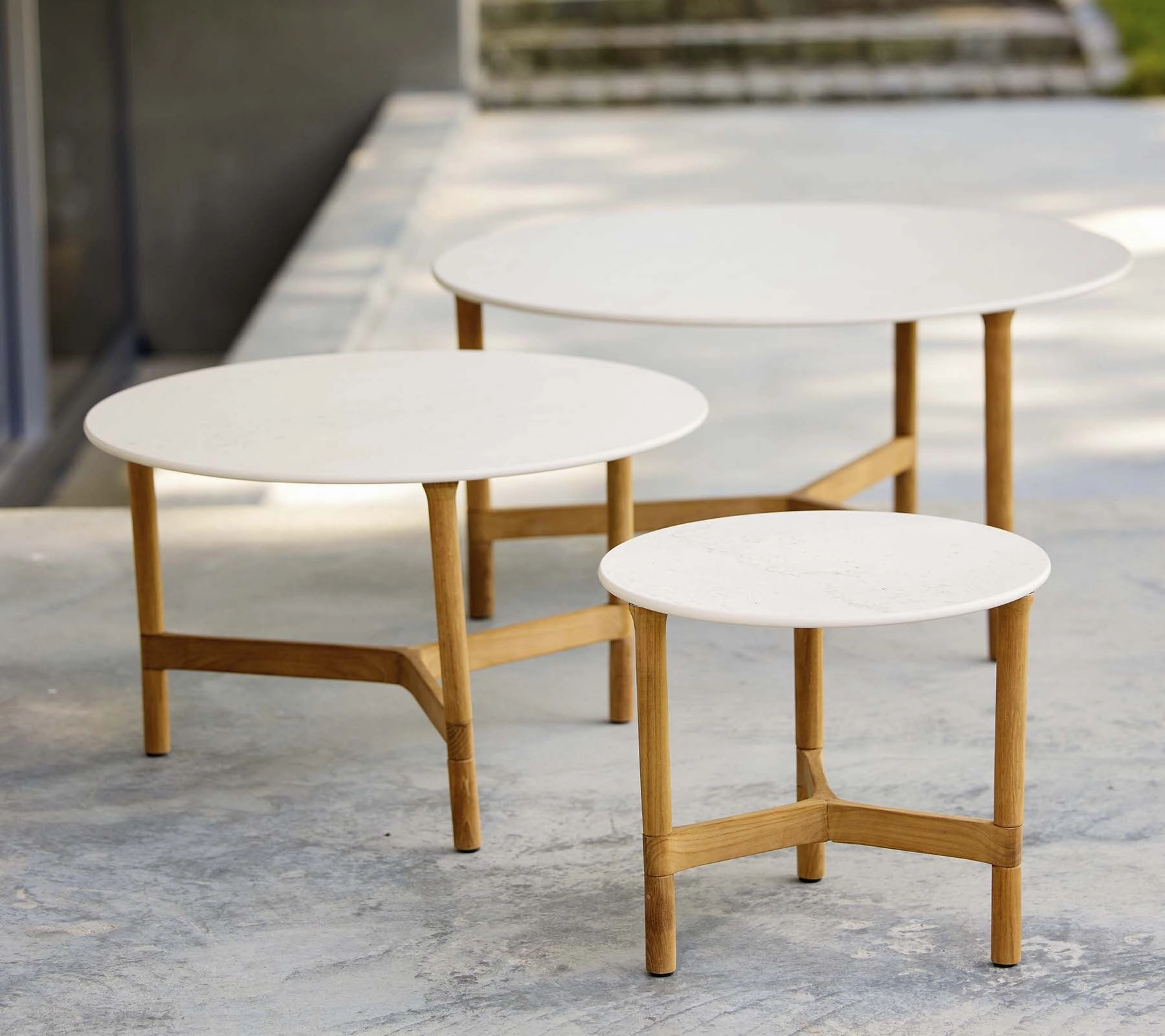 Twist coffee table, small