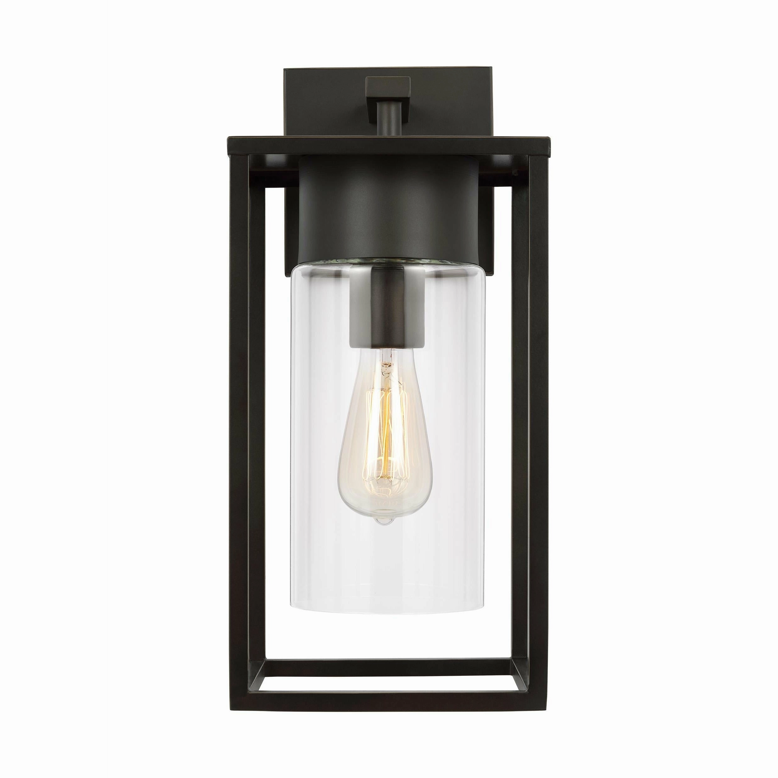 Vado Large 1-Light Outdoor Wall Light (with Bulb)