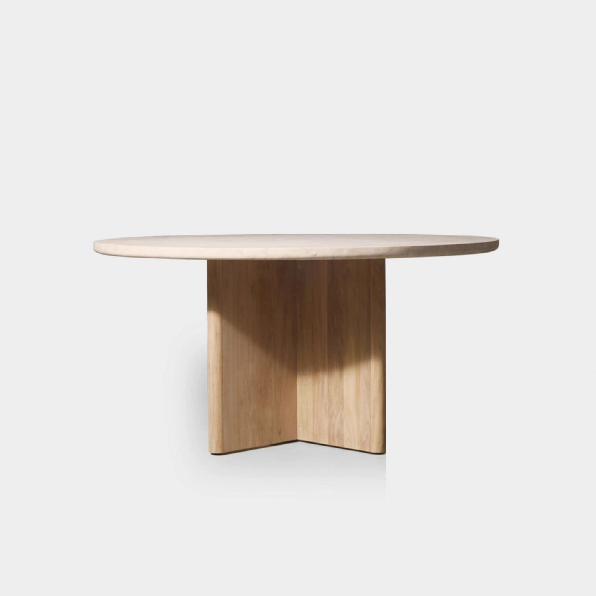 Victoria Teak Round Dining Table 1500