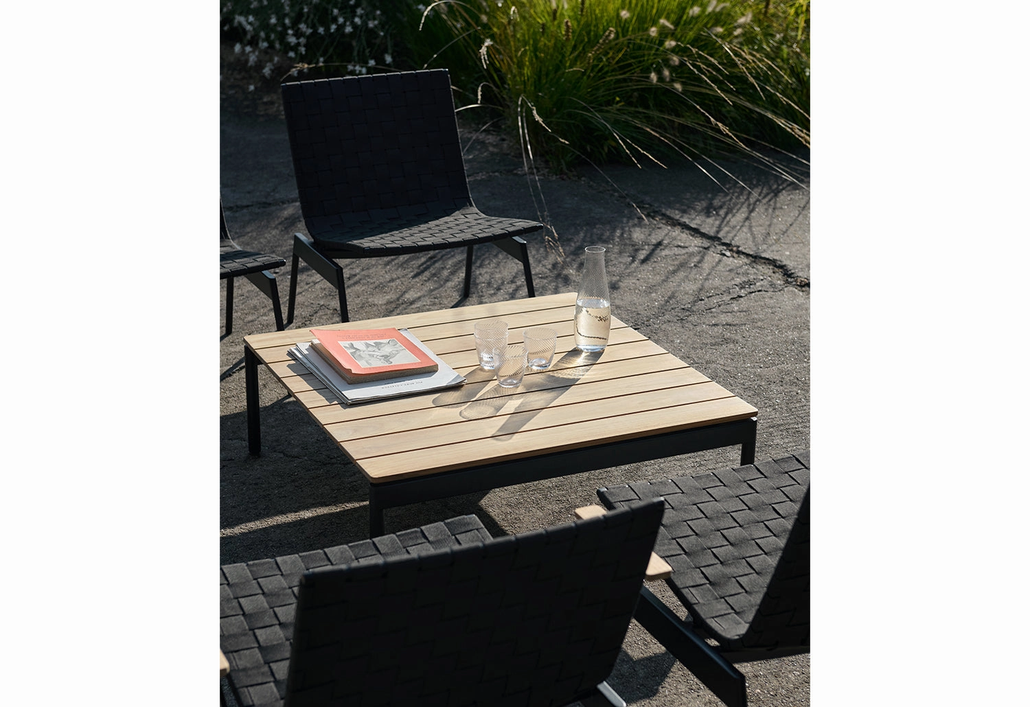 Ville Coffee Table