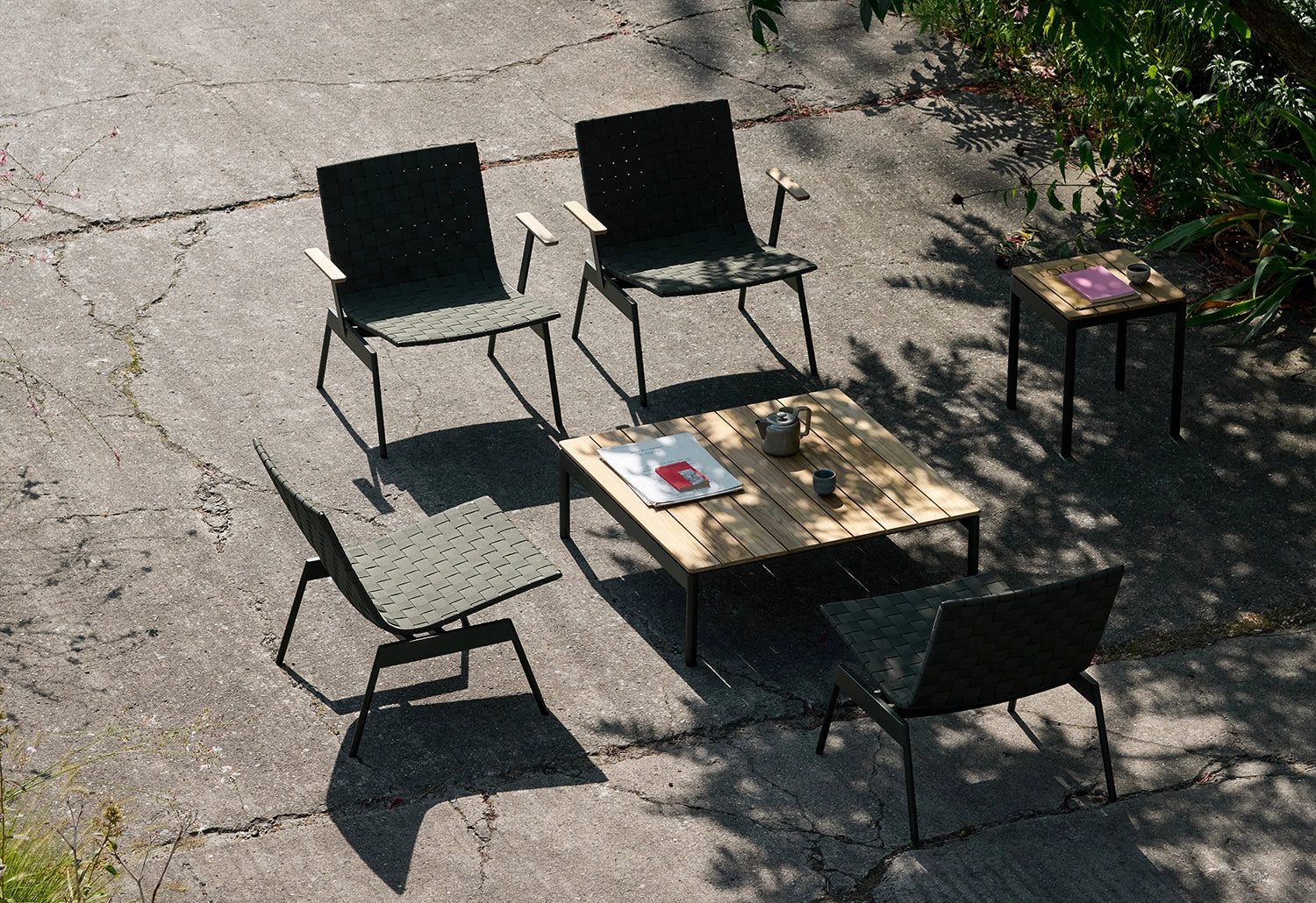 Ville Coffee Table