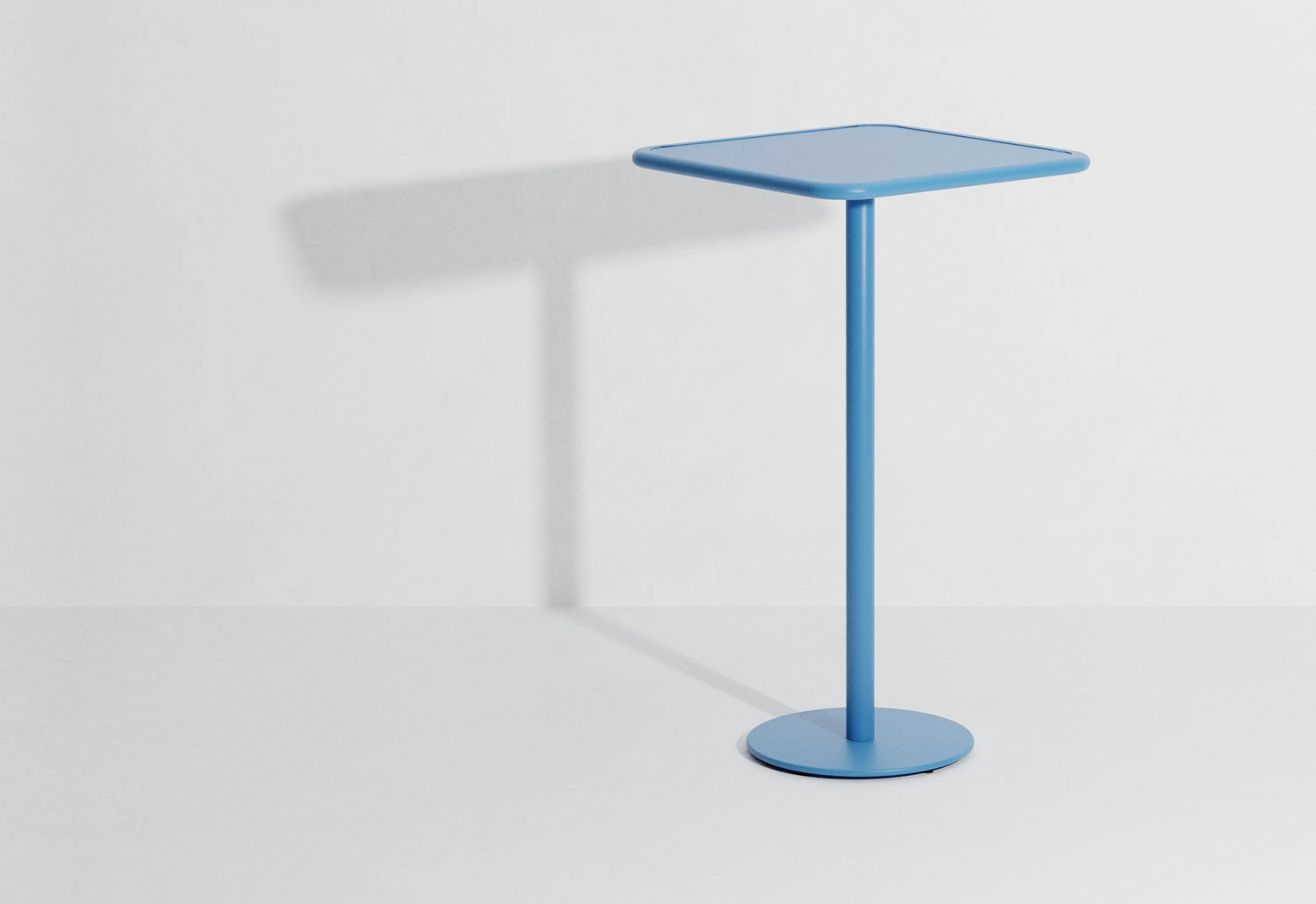 Week-End High Table