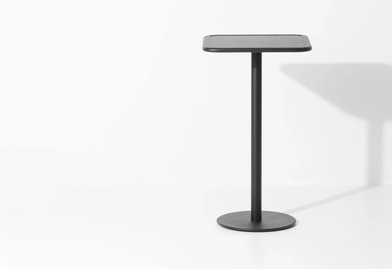Week-End High Table