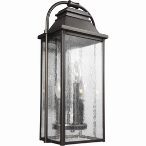 Wellsworth Small Wall LanternWeatherproof outdoor lighting