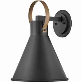 Winnie Medium Wall Mount LanternWeatherproof outdoor lighting