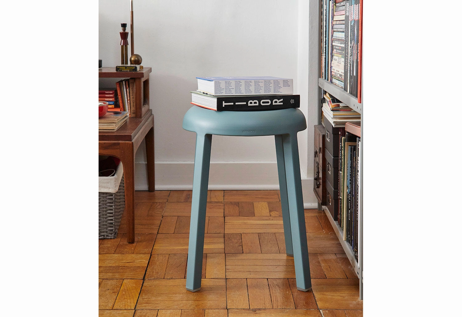Za Stool